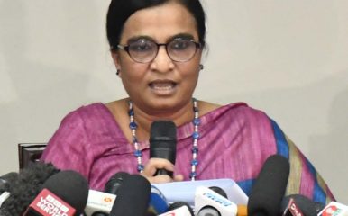 Professor Meerjardy Folra in a press conference